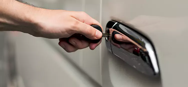Why Choose Our Auto Locksmith Team in Manitowoc, WI?